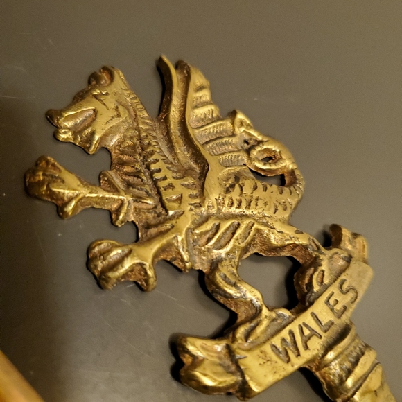 Pair of brass/letter openers/Wales/Griffin/sailing ship - Picture 2 of 8